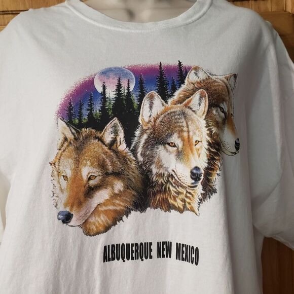 T-Shirt Women's XL White Short Sleeves Crew Neck Albuquerque New Mexico Wolves - Picture 1 of 6